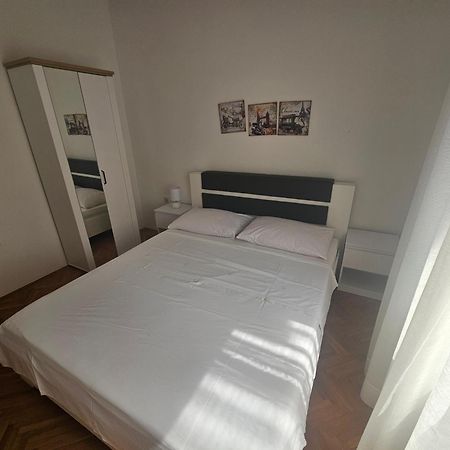 Anna Apartment Marina Dış mekan fotoğraf