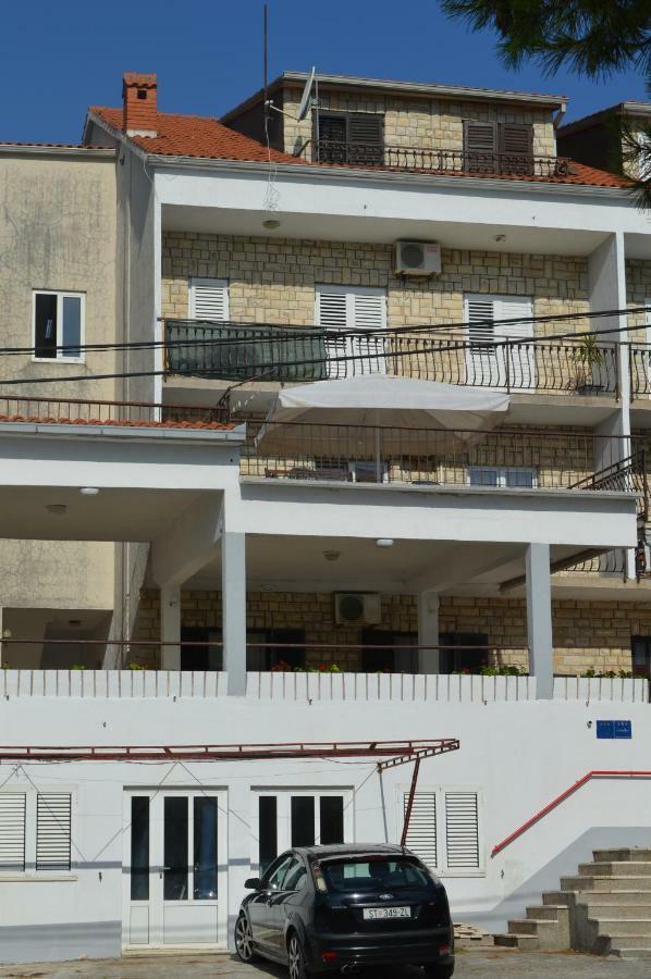 Anna Apartment Marina Dış mekan fotoğraf