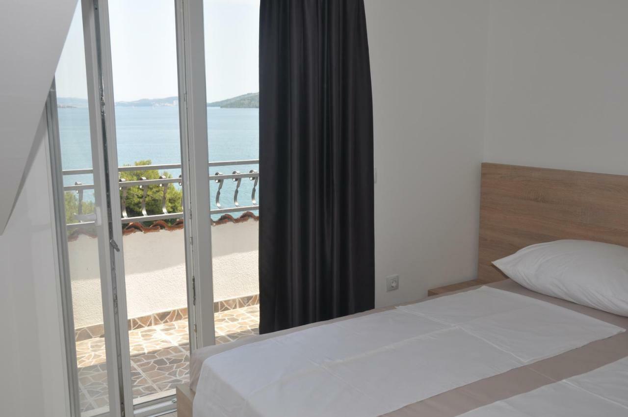 Anna Apartment Marina Dış mekan fotoğraf