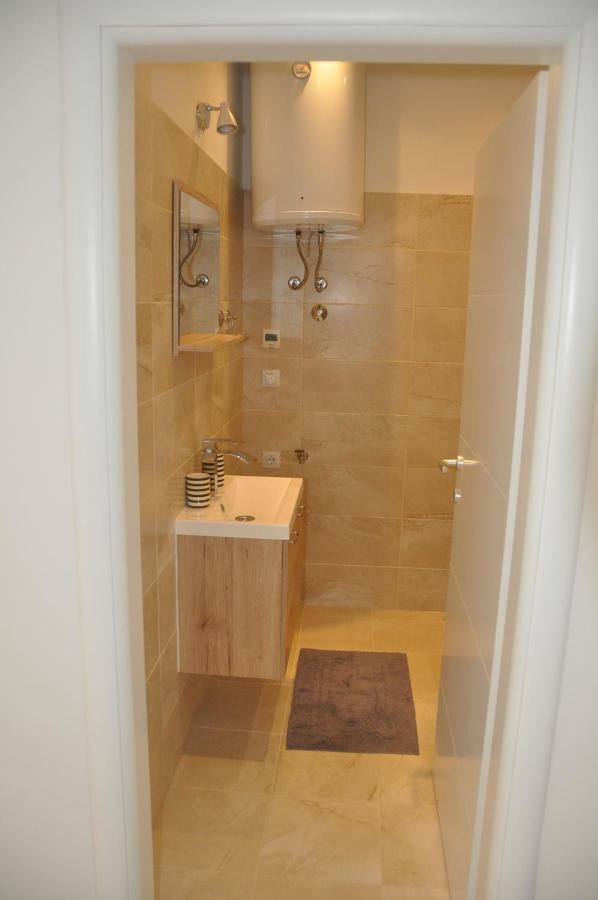 Anna Apartment Marina Dış mekan fotoğraf