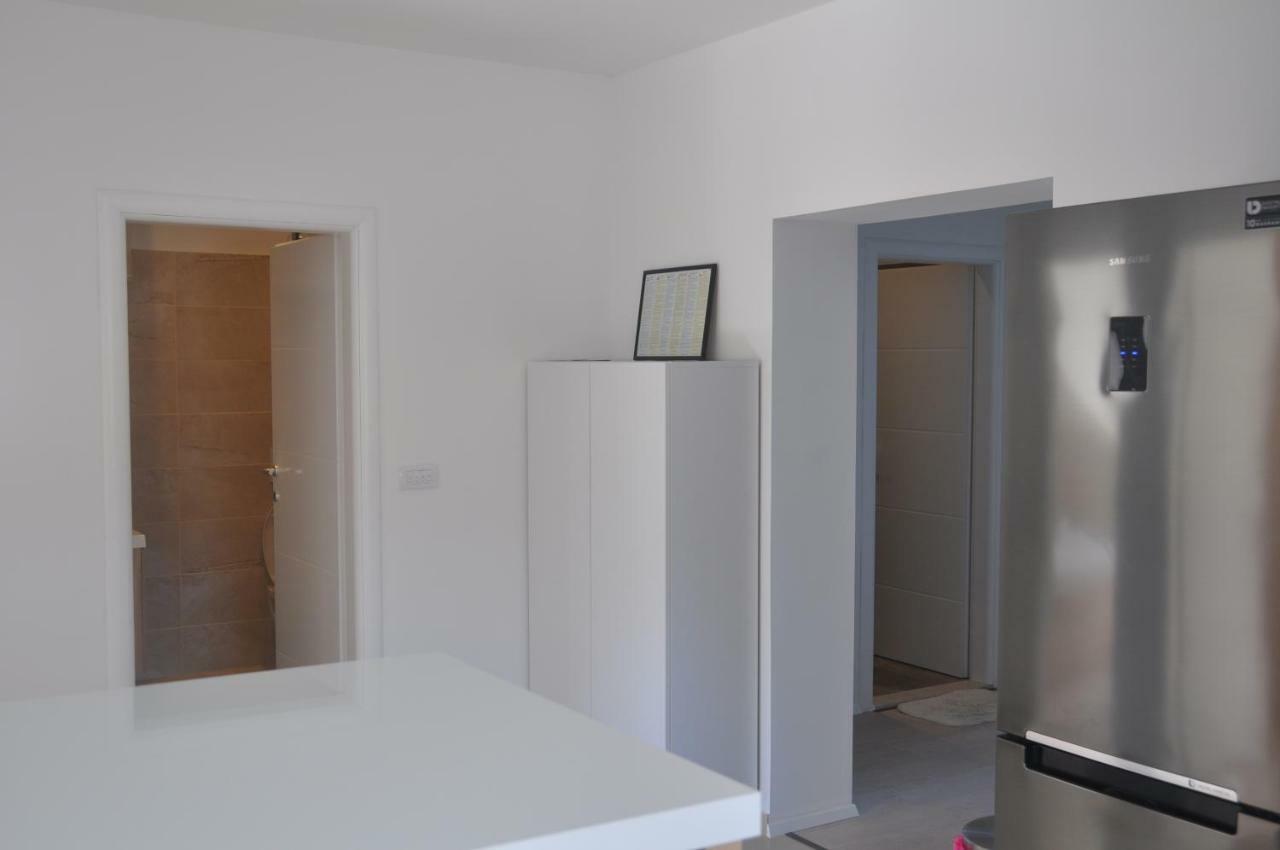 Anna Apartment Marina Dış mekan fotoğraf