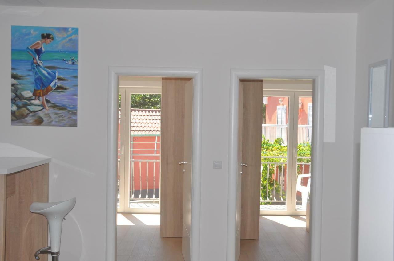 Anna Apartment Marina Dış mekan fotoğraf