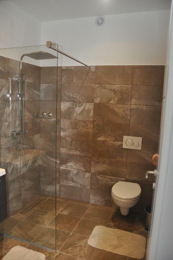Anna Apartment Marina Dış mekan fotoğraf