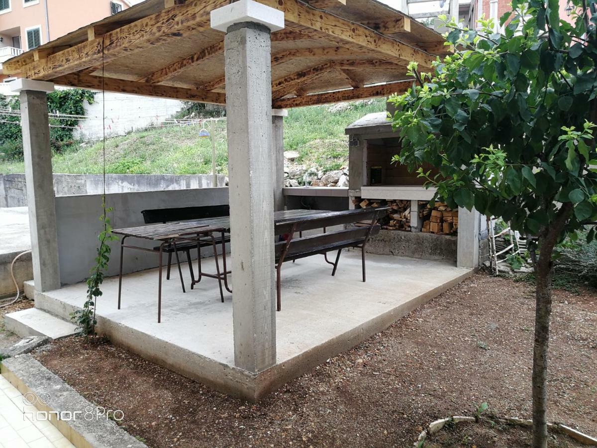 Anna Apartment Marina Dış mekan fotoğraf